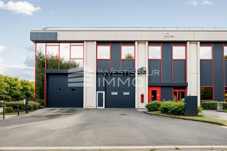 Office in Antony to rent - Building Photo - Image 2 of 3