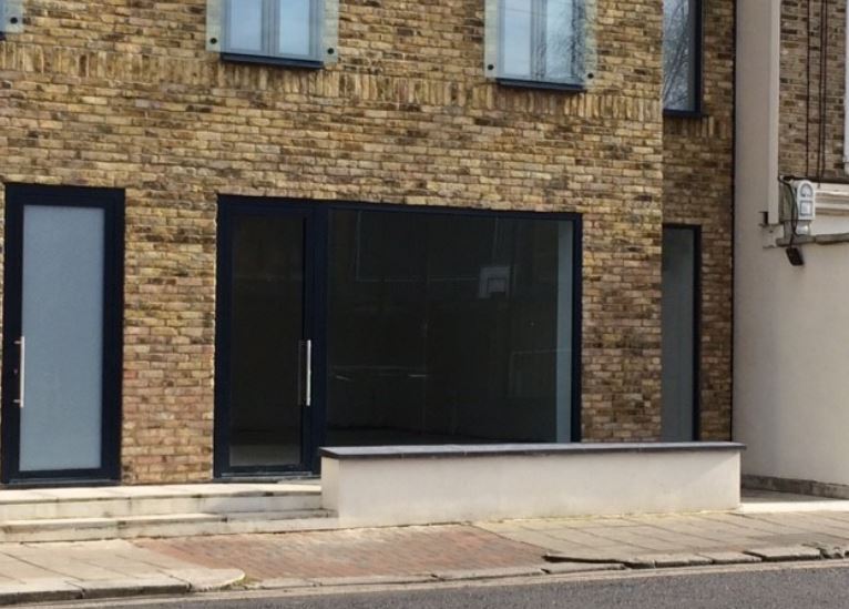 1H Queens Rd, Teddington for sale Primary Photo- Image 1 of 1