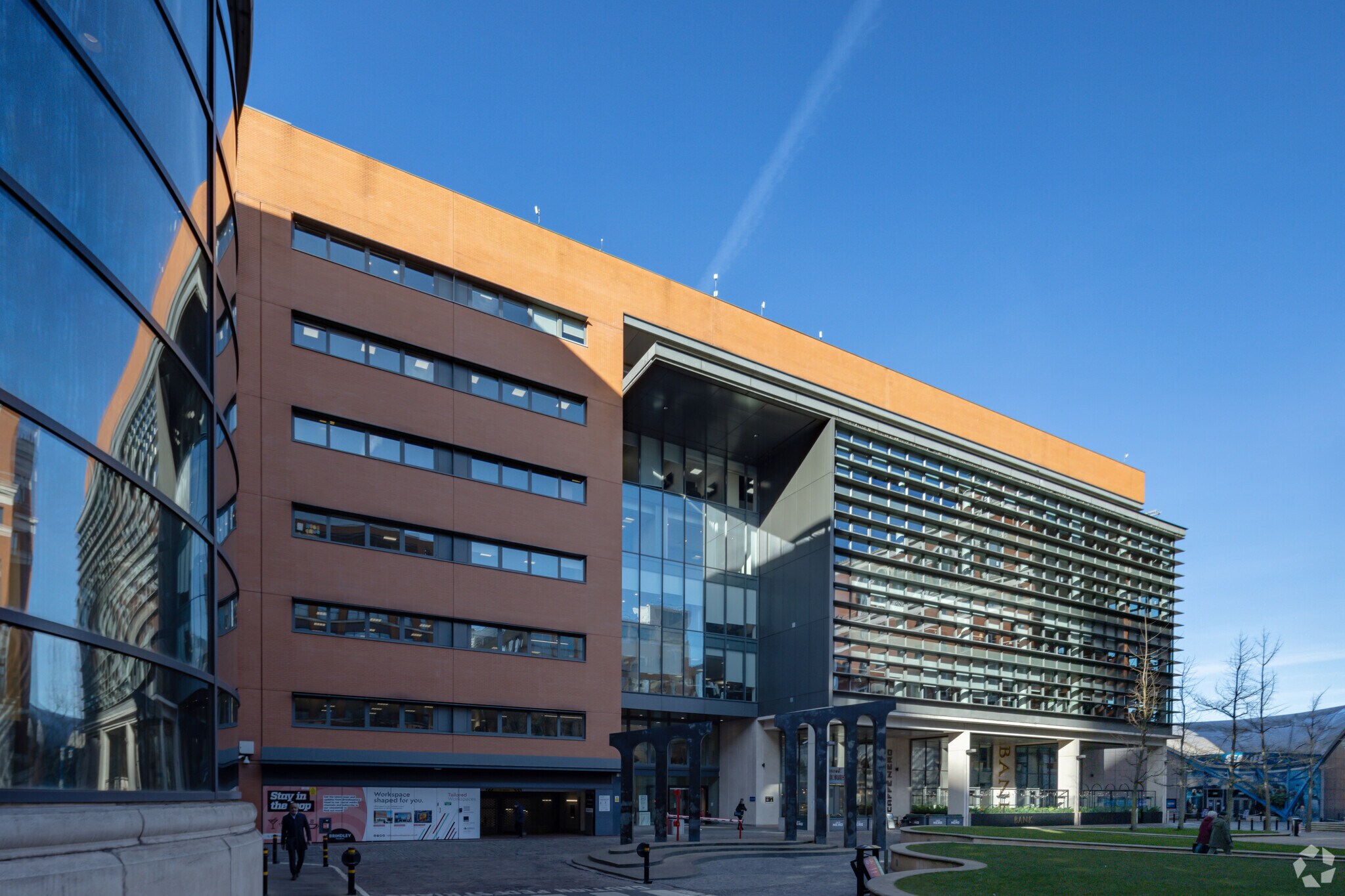 4 Brindley Pl, Birmingham to rent Building Photo- Image 1 of 17