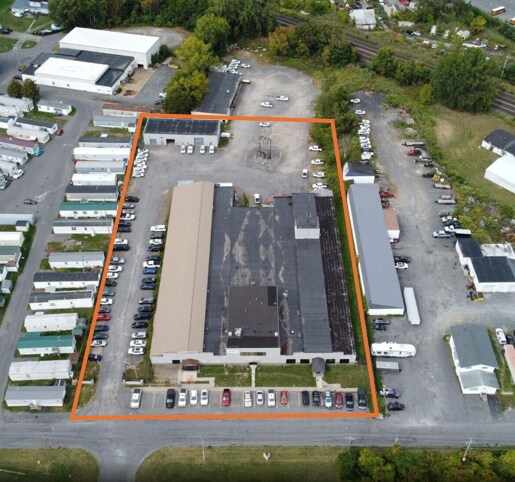 1811 LeMoyne Ave, Syracuse, NY to rent Interior Photo- Image 1 of 3