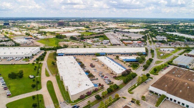 More details for 8700 Clay Rd, Houston, TX - Industrial to Rent