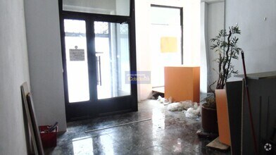 Retail in Guadalajara, Guadalajara to rent Interior Photo- Image 2 of 2