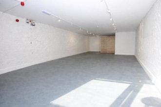 40 Grantham St, Lincoln to rent Interior Photo- Image 1 of 2