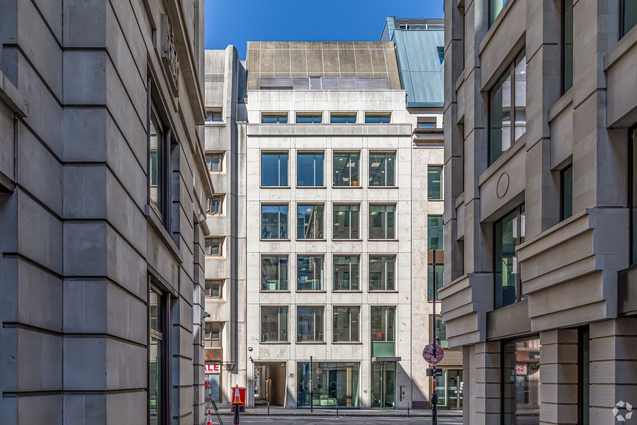 41 Moorgate, London for sale Primary Photo- Image 1 of 1