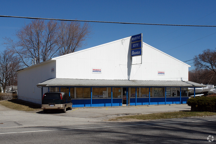 7401 E Harbor Rd, Lakeside Marblehead, OH for sale - Primary Photo - Image 1 of 1