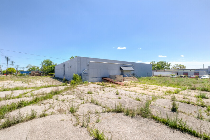 6400 E Nevada Ave, Detroit, MI for sale - Building Photo - Image 1 of 13