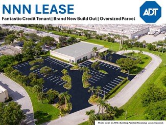 More details for 5701 Village Blvd, West Palm Beach, FL - Light Industrial for Sale