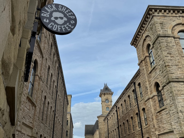 Glenn Rd, Nelson to rent - Building Photo - Image 2 of 50