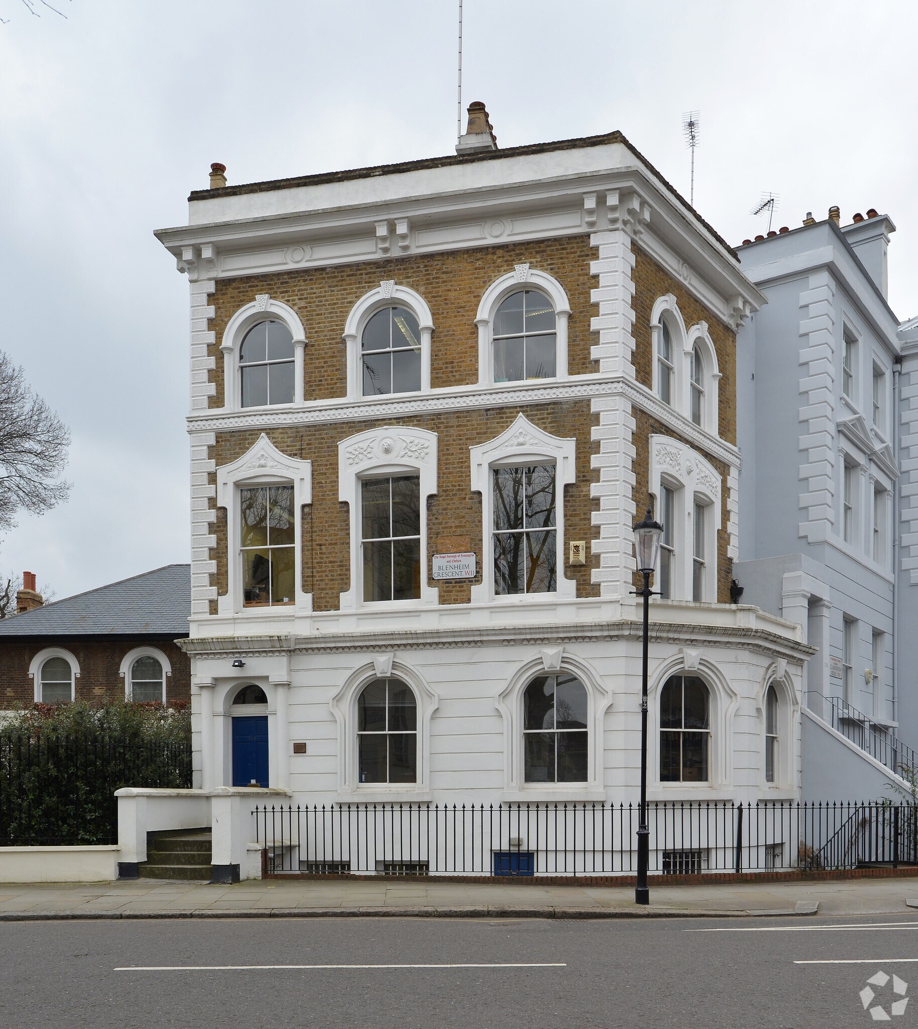 110 Clarendon Rd, London for sale Primary Photo- Image 1 of 1
