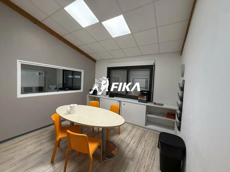 Office in Toulouse to rent - Interior Photo - Image 2 of 5