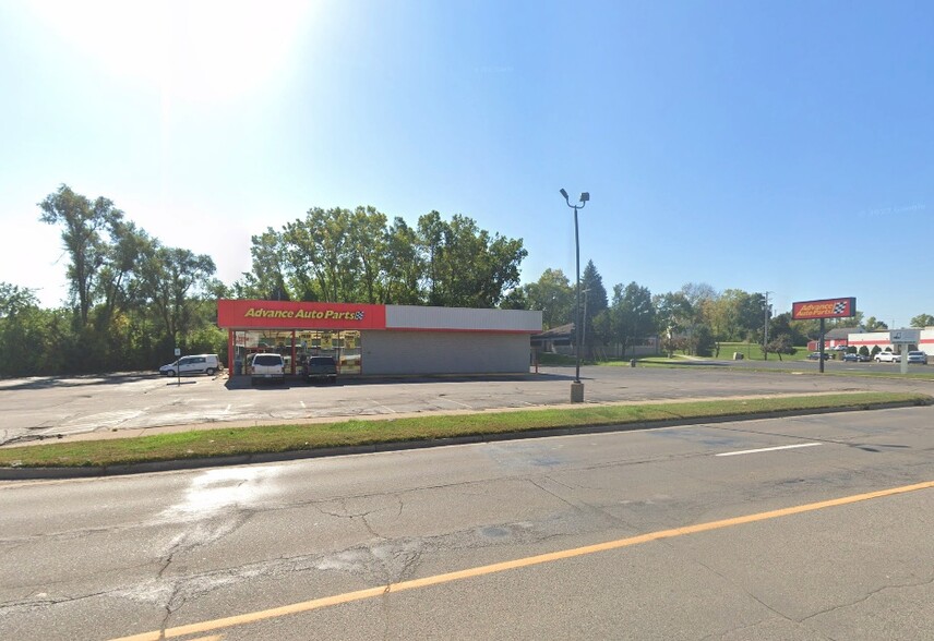 3133 E Michigan Ave, Jackson, MI for sale - Building Photo - Image 2 of 3