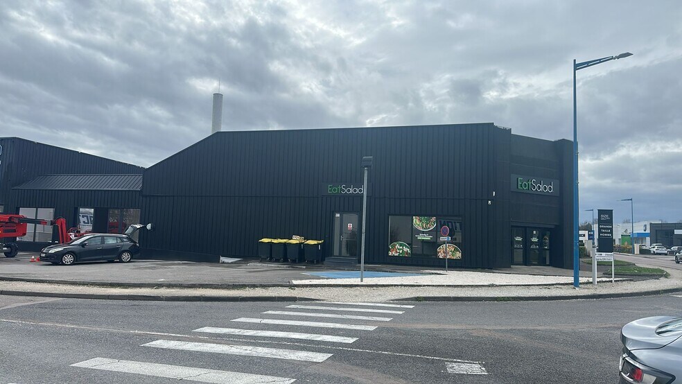 Rue Des Echoppes, Quetigny to rent - Primary Photo - Image 1 of 6