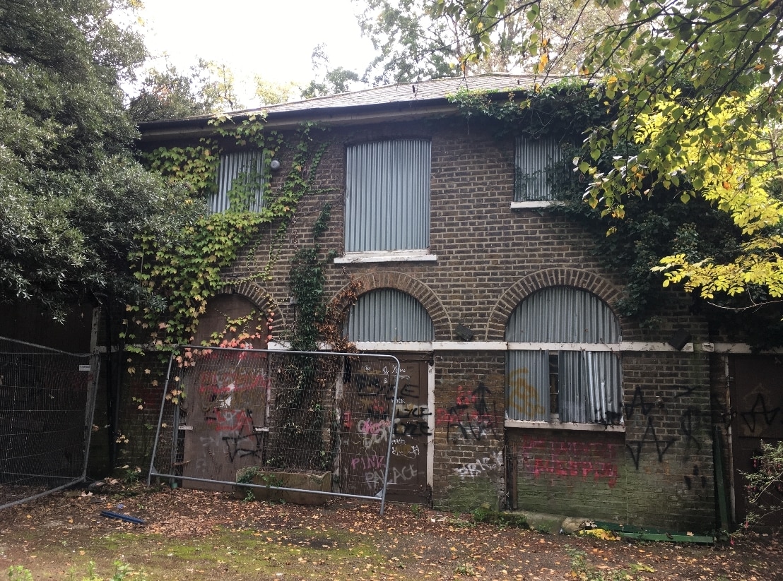 Ruskin Park, London for sale Primary Photo- Image 1 of 1