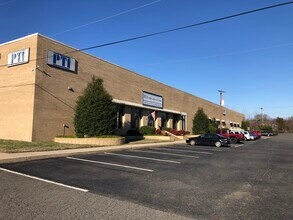 1817 Westinghouse Blvd, Charlotte, NC for rent Building Photo- Image 1 of 10