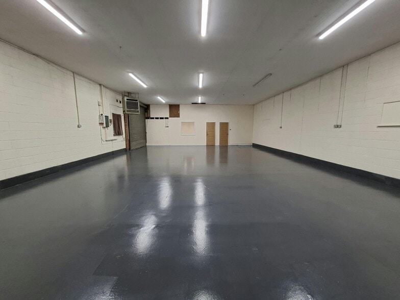 Swingbridge Rd, Grantham to rent - Building Photo - Image 2 of 6