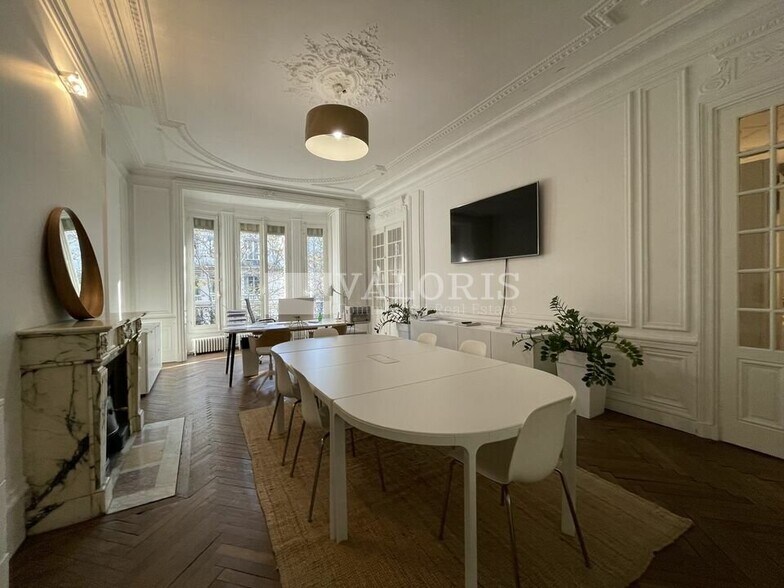 Office in Lyon to rent - Interior Photo - Image 2 of 14
