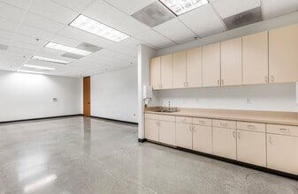 47811-47825 Warm Springs Blvd, Fremont, CA to rent Building Photo- Image 2 of 4