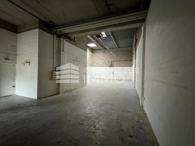 Location Local d'activités 238 m²