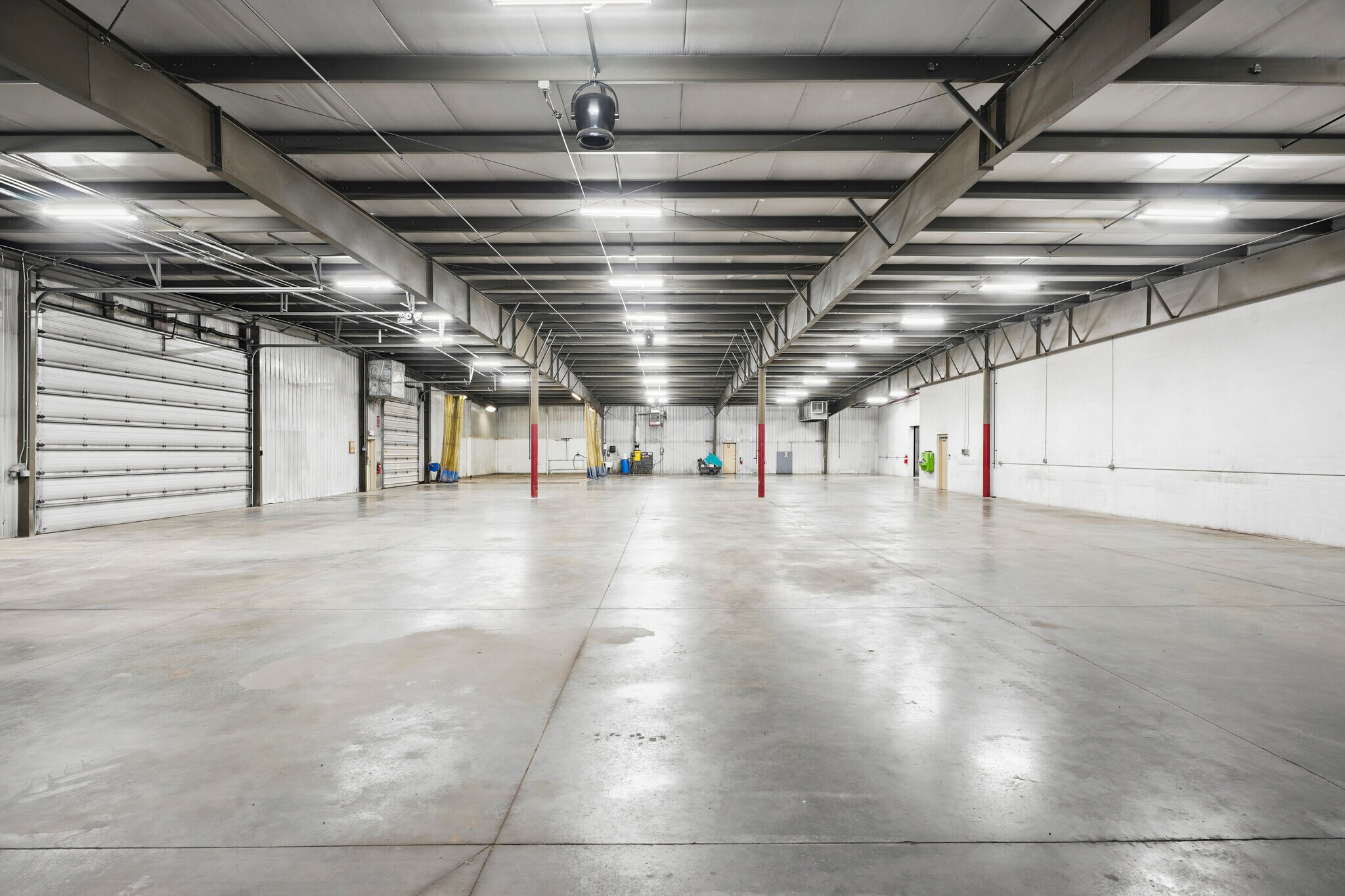 4811 Curtis Rd, Dodgeville, WI for sale Interior Photo- Image 1 of 51