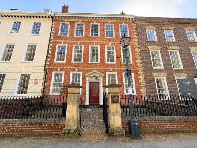 More details for 38 Queen Sq, Bristol - Office for Sale