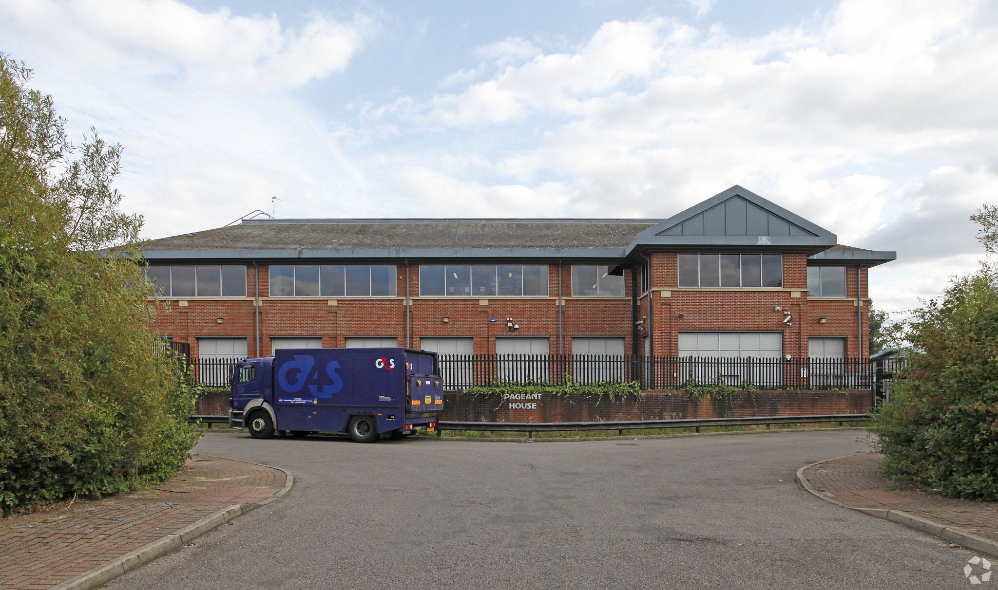 Sandringham Ave, Harlow for sale Primary Photo- Image 1 of 6
