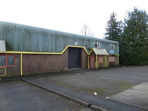 Heol Ty Gwyn Industrial Estate, Maesteg to rent Building Photo- Image 1 of 2