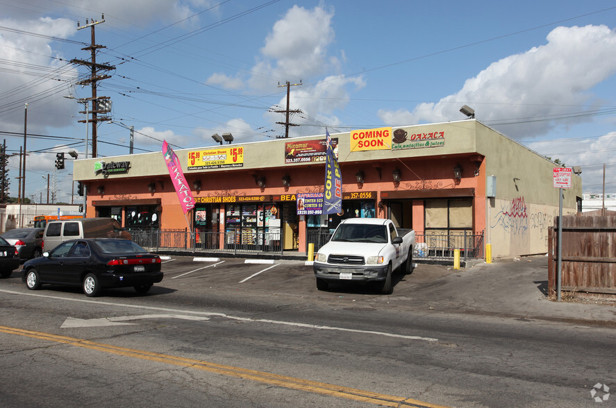 1205-1211 E Century Blvd, Los Angeles, CA for rent - Building Photo - Image 2 of 26