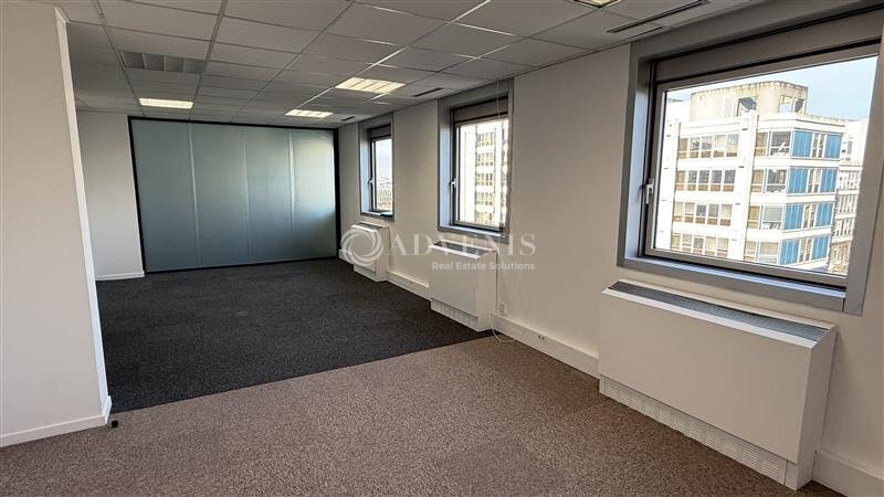 Office in Noisy-le-Grand to rent - Interior Photo - Image 3 of 7