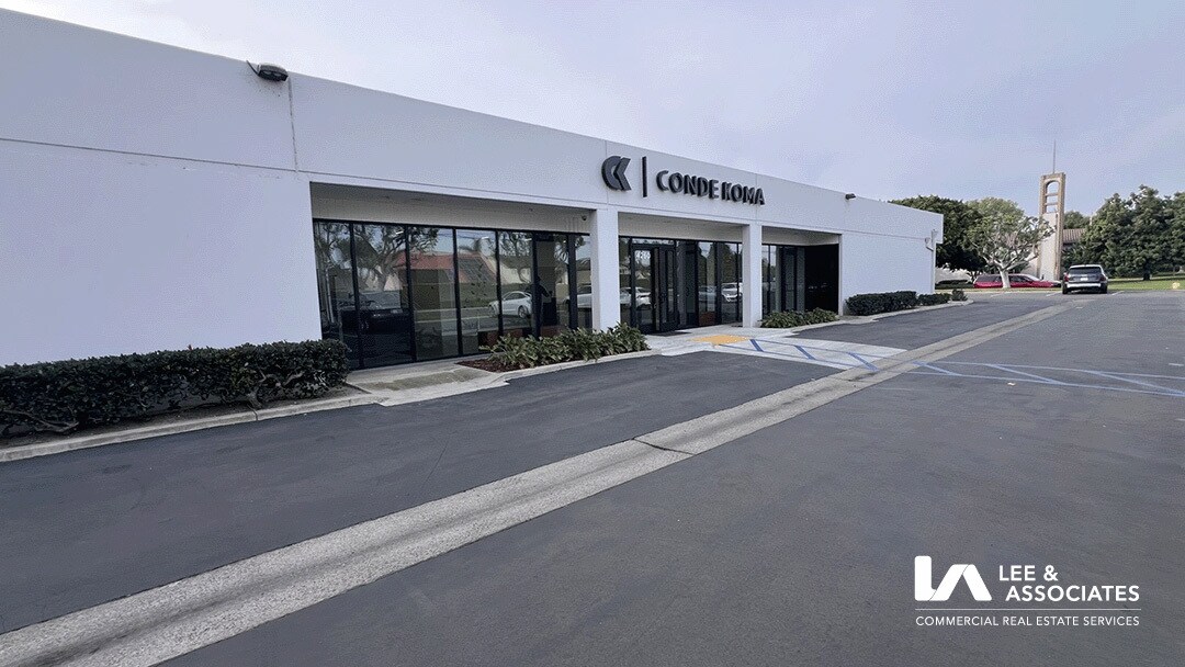 10532 Los Vaqueros Cir, Los Alamitos, CA for sale Building Photo- Image 1 of 1