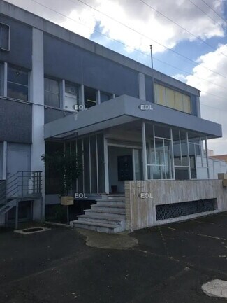 More details for Office, Light Industrial to Rent