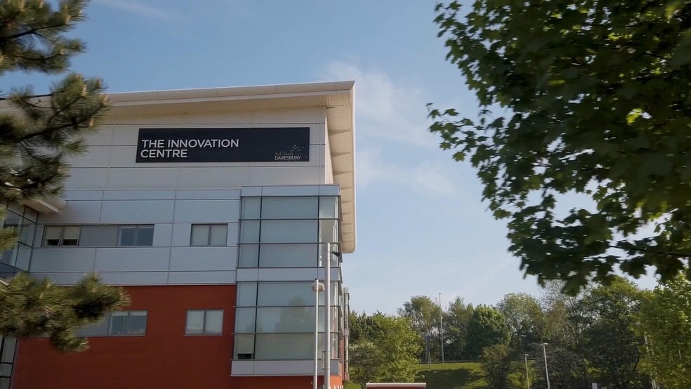 Keckwick Ln, Warrington to rent - Commercial Listing Video - Image 2 of 15