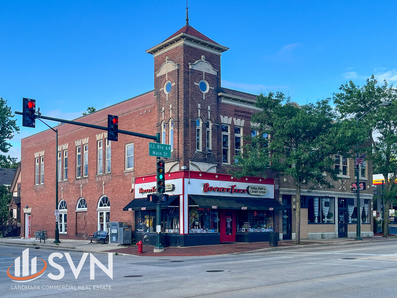 301-305 W Main St, St Charles, IL for rent - Building Photo - Image 1 of 7