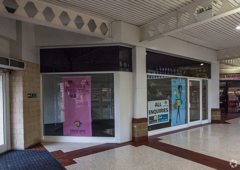 Emery Gate, Chippenham to rent - Interior Photo - Image 3 of 8