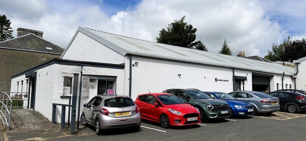 24-42 Gardeners St, Dunfermline to rent - Building Photo - Image 2 of 9