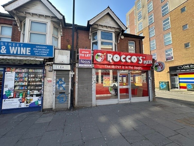 16 High St, Slough to rent - Building Photo - Image 1 of 4
