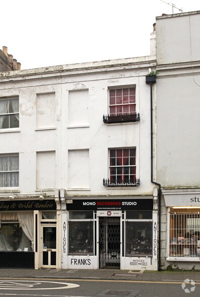 67 St James's St, Brighton to rent - Primary Photo - Image 1 of 2