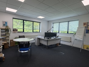 Pynes Hl, Exeter to rent Interior Photo- Image 1 of 5