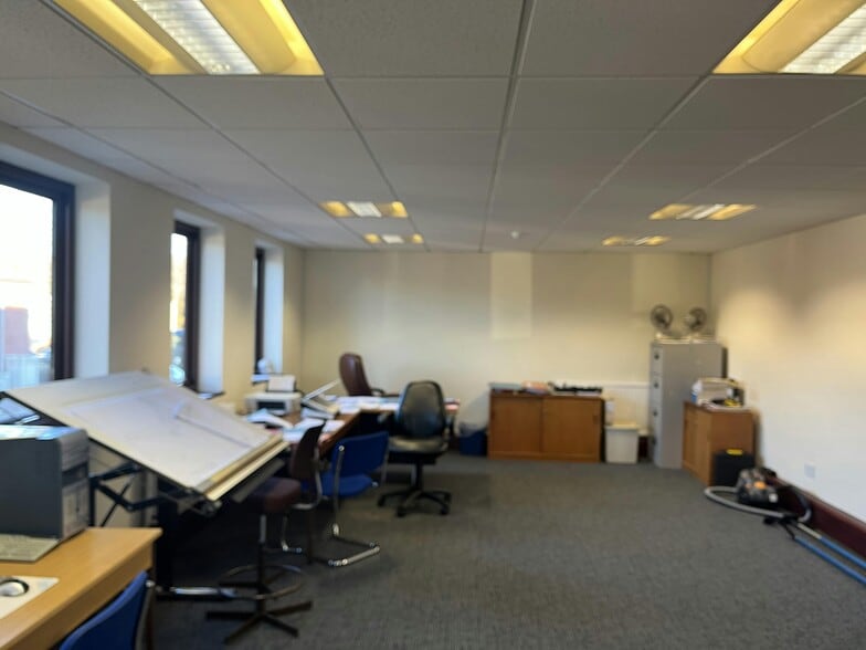 31-37 Lambourne Crescent, Cardiff for sale - Interior Photo - Image 3 of 5