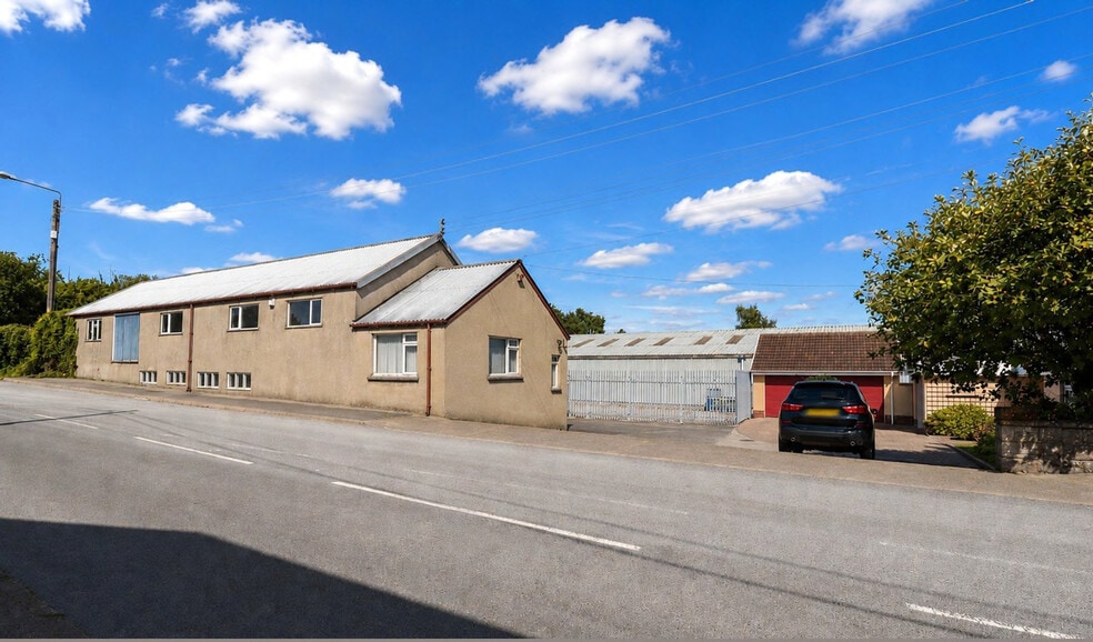 Station Rd, South Molton for sale - Building Photo - Image 3 of 27
