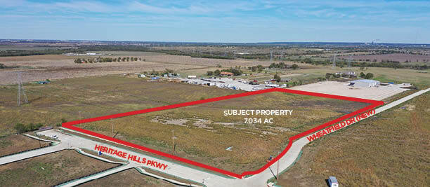 NEC Heritage Hills Pky & Wheatfield Dr, Venus, TX for sale - Building Photo - Image 1 of 3