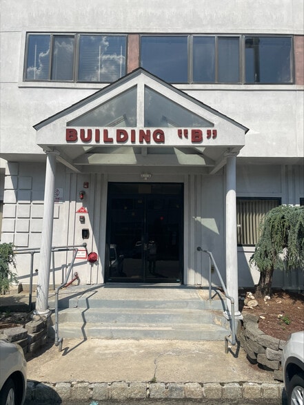 239 New Rd, Parsippany, NJ to rent - Building Photo - Image 2 of 15