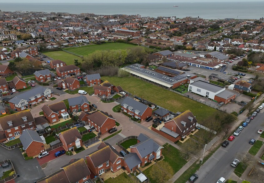 14 Gap Rd, Margate for sale - Primary Photo - Image 1 of 2