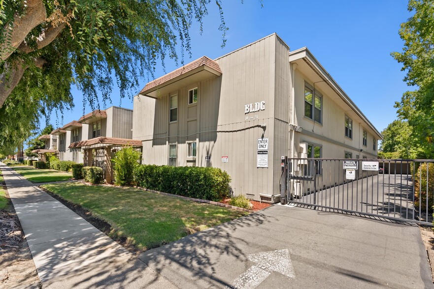 3515 Chestnut Ave, Concord, CA for sale - Building Photo - Image 3 of 55