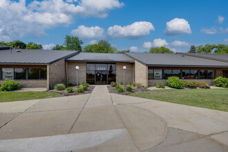 4205 Lancaster Ln N, Plymouth, MN for rent Building Photo- Image 1 of 21