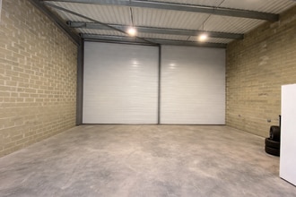 14 Chemin De La Poudrière, Mérignac to rent Interior Photo- Image 1 of 4