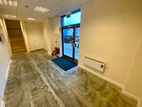 Dencora Way, Luton to rent Interior Photo- Image 1 of 5