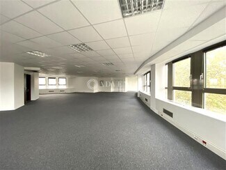 More details for 1 Rond Point De L'Europe, La Garenne-Colombes - Office, Retail to Rent