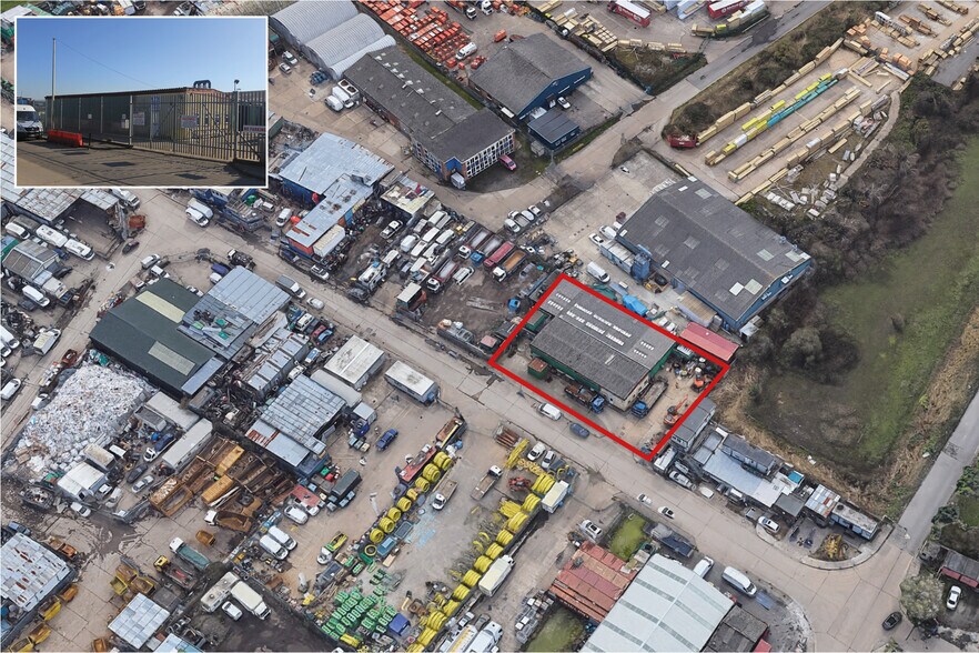 23 Maypole Crescent, Erith for sale - Primary Photo - Image 1 of 1