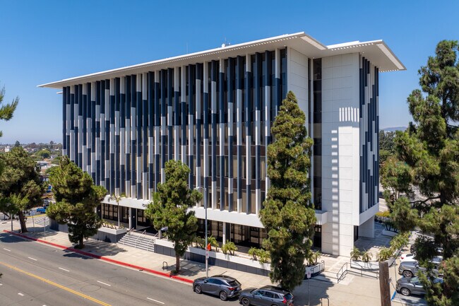 More details for 10801 National Blvd, Los Angeles, CA - Office, Office / Retail to Rent
