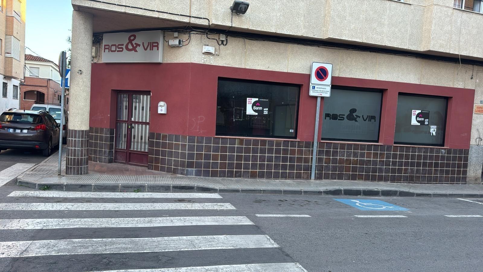 Retail in Murcia to rent Building Photo- Image 1 of 12